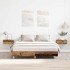 Estructura de cama sin colchón madera vieja 140x200