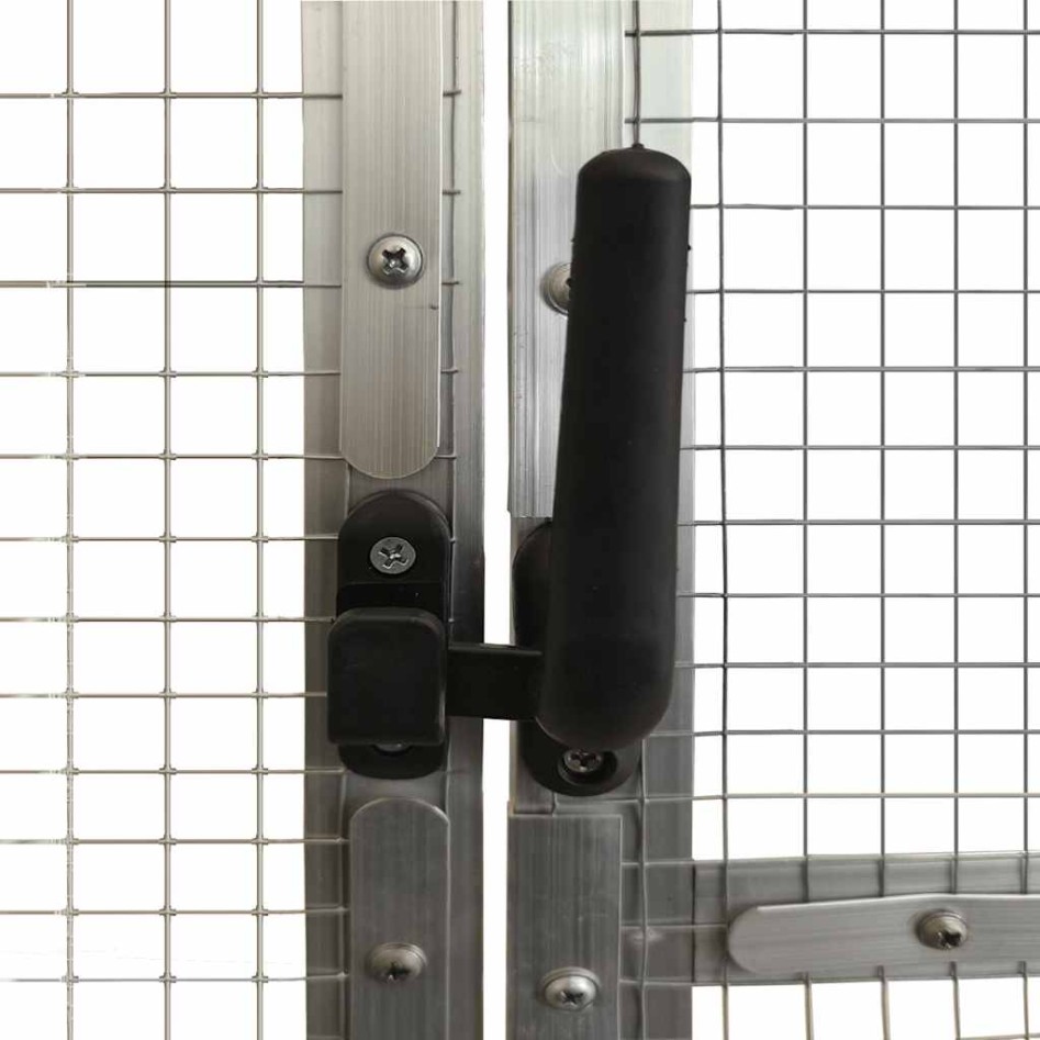 Pajarera de aluminio color plateado 1,79x2x1,85