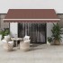 Toldo retráctil manual marrón 400x300