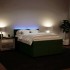 Cama box spring con colchón terciopelo verde oscuro 160x200