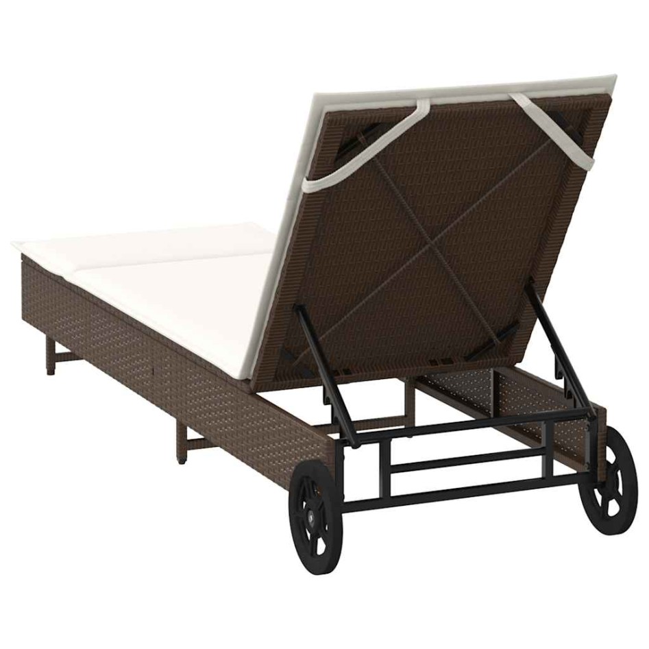 Tumbona con ruedas y cojín ratán sintético