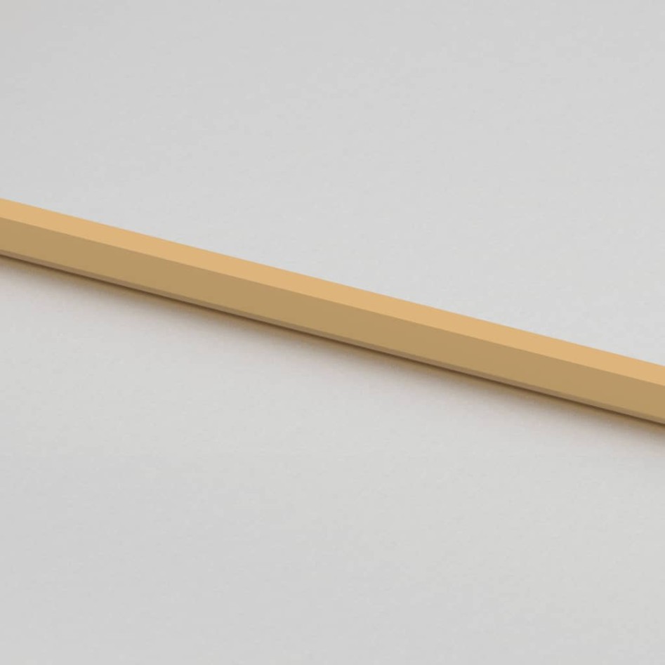 Puerta de interior dorada vidrio templado y aluminio