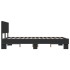 Estructura de cama madera de ingeniería y metal negro