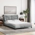 Cama con colchón tela gris claro 140x200