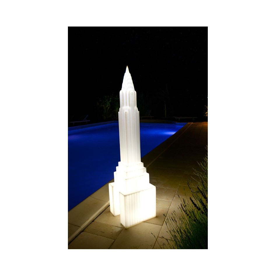 Lámpara Alta con Led