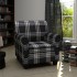 Sillón con cojín de tela