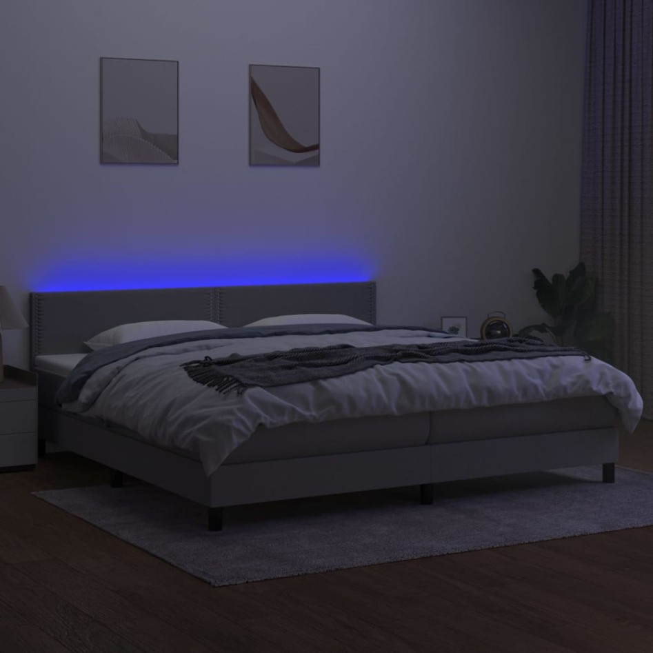 Cama box spring con colchón tela y LED gris claro 200x200