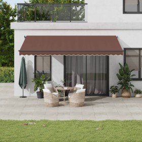 Toldo retráctil manual marrón 500x350