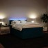 Cama box spring con colchón terciopelo azul 160x200