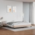 Estructura de cama con cabecero sin colchón capuchino