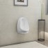 Urinario de pared con válvula de descarga cerámica