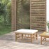 Reposapiés de jardín bambú con cojín blanco