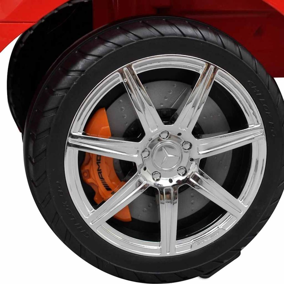 Coche de niños accionado con el pie