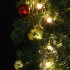 Guirnalda de Navidad decorada con bolas y luces LED 10