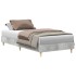 Estructura de cama sin colchón madera gris hormigón