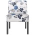 Silla tapizada de tela con estampado de flores