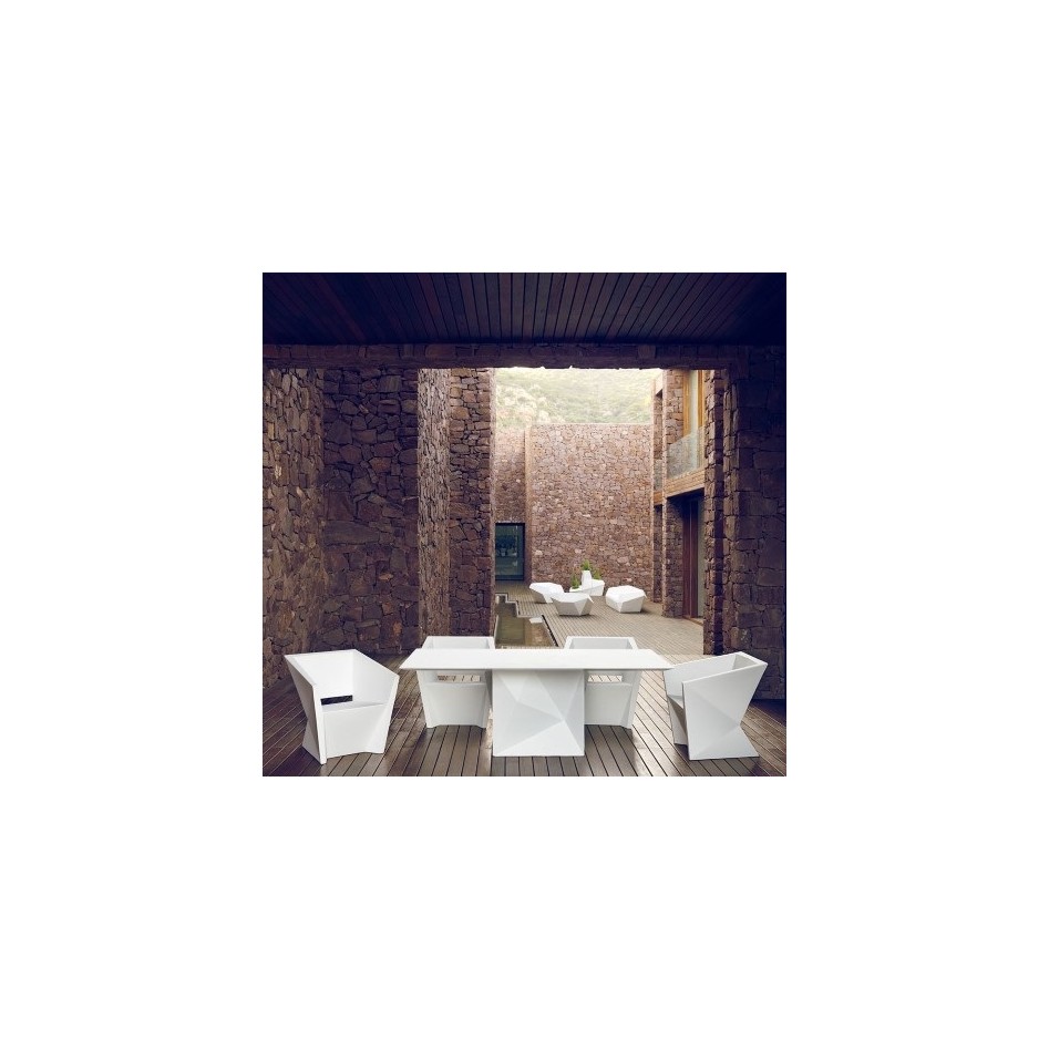 Sillón de diseño modelo FAZ by Vondom