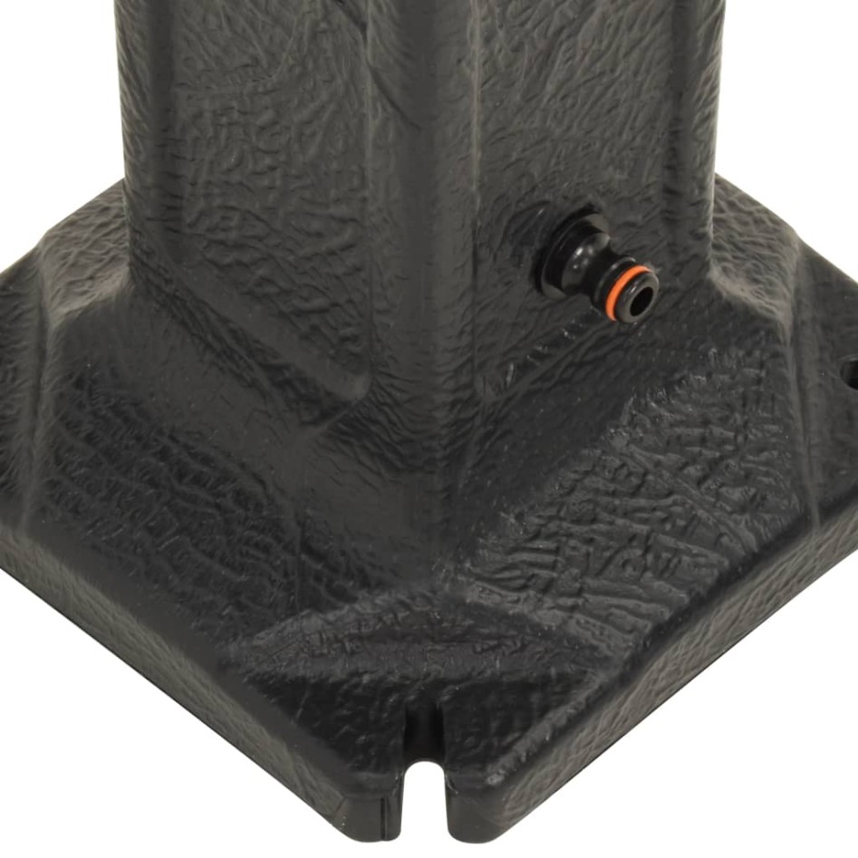 Cisterna de jardín con grifo aspecto de piedra gris