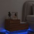 Mesita de noche con luces LED roble marrón 70x36x40,5