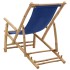 Silla de playa de bambú y lona azul