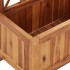 Arriate de jardín con enrejado madera de