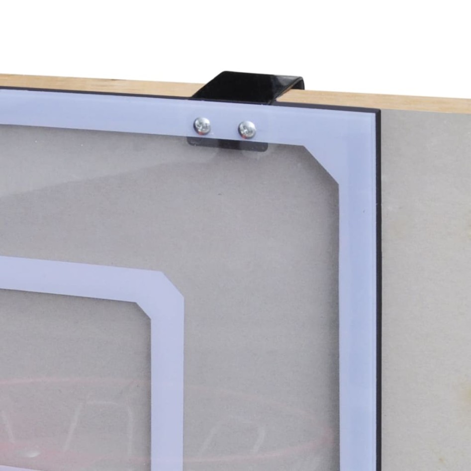 Aro de baloncesto con red y tablero, pelota y pompa,