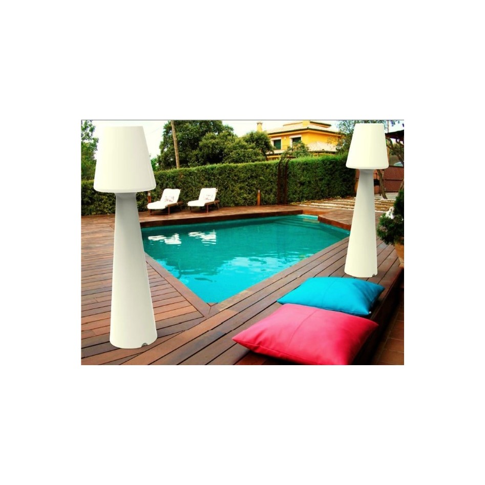 Lámpara de pie modelo Lola 200