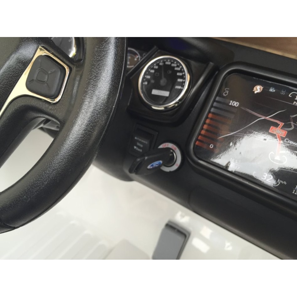 Ford Ranger F150 eléctrico para niños blanco