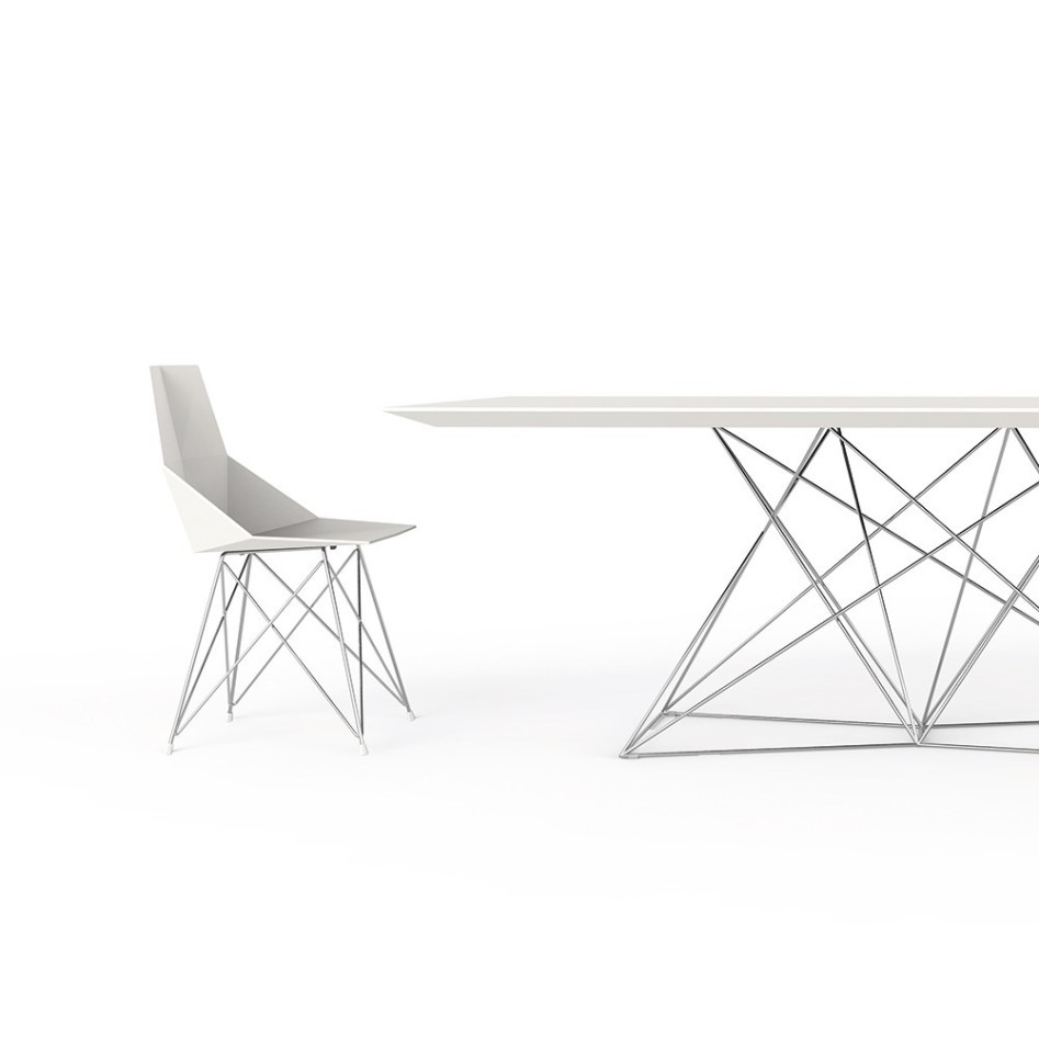 Silla de diseño, modelo Faz base inox