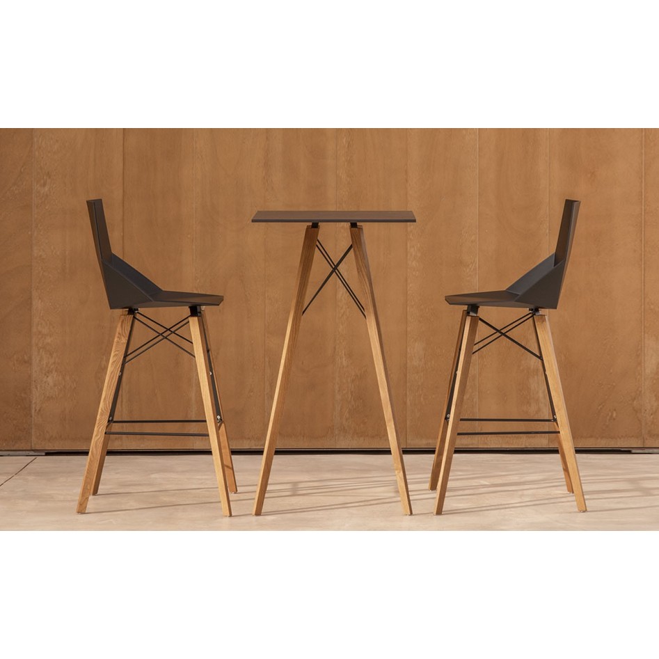 Taburete de diseño, modelo Faz Wood