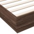 Estructura de cama con luces LED roble marrón 200x200