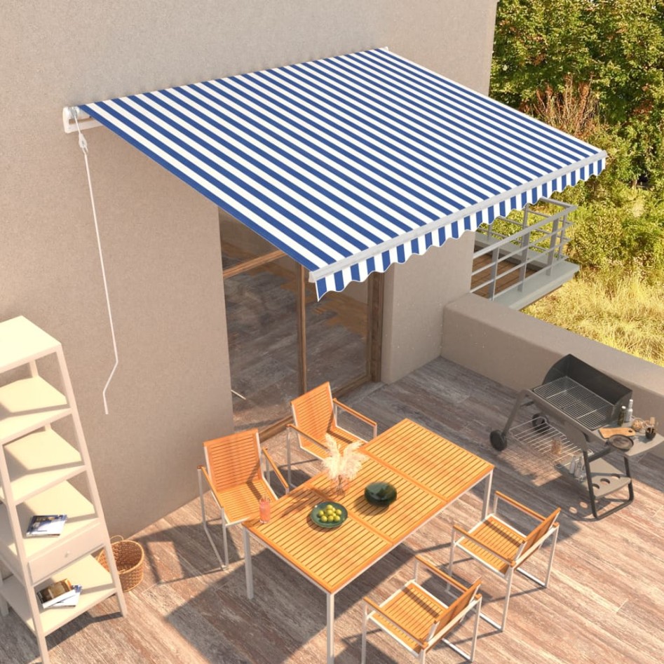 Toldo automático retráctil azul y blanco 400x300