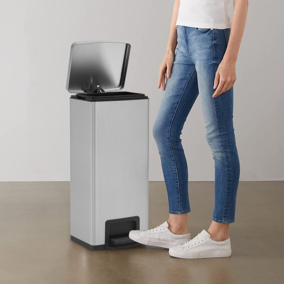 Cubo basura con pedal antihuellas 30L acero inoxidable