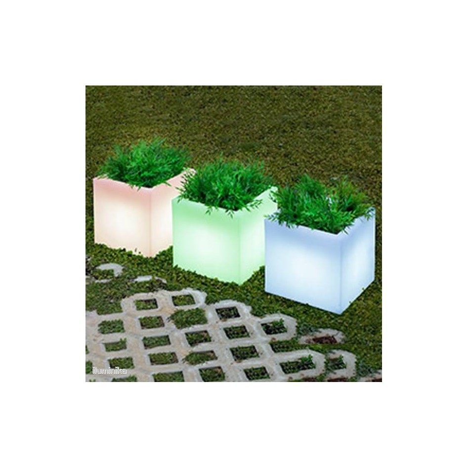 Macetero cuadrado, modelo Narciso 40