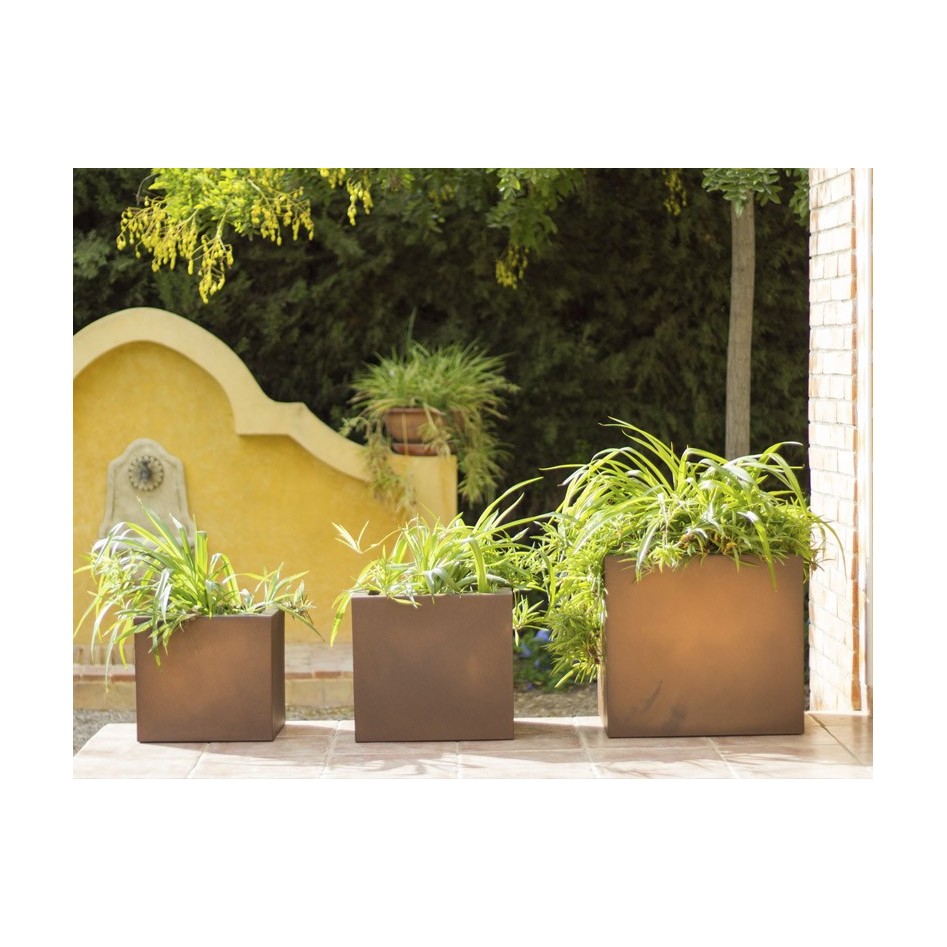 Macetero cuadrado, modelo Narciso 40