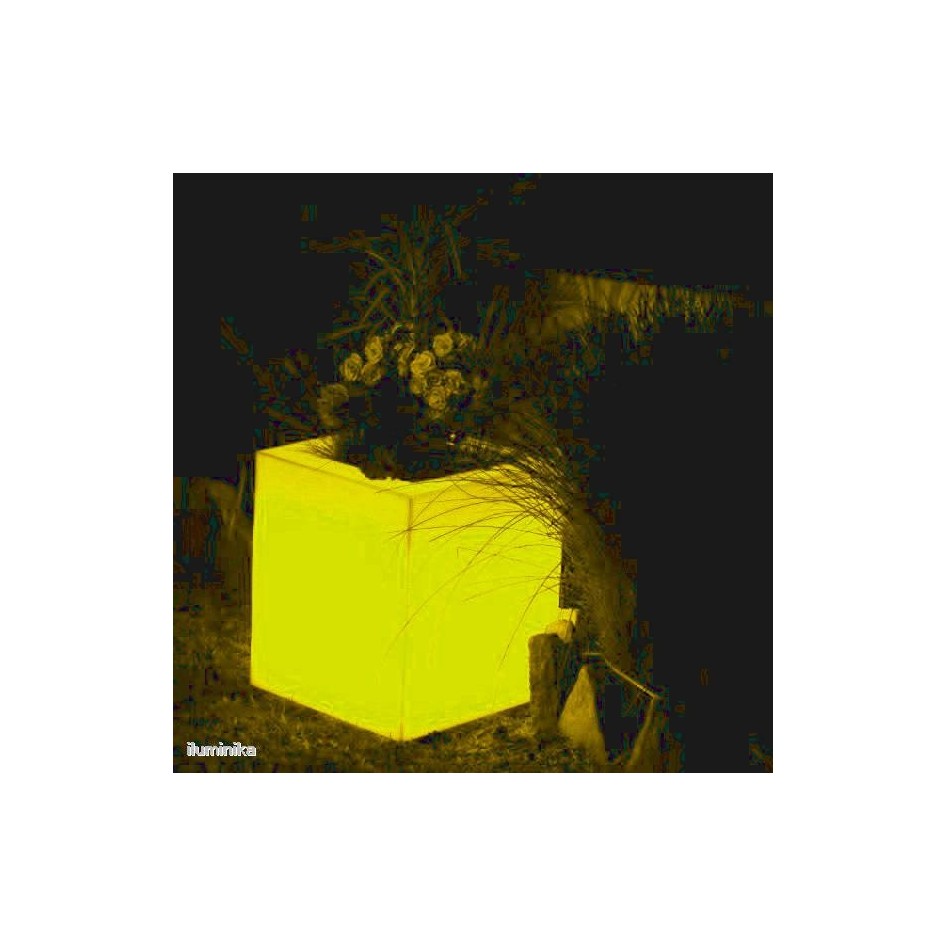 Macetero cuadrado, modelo Narciso 40