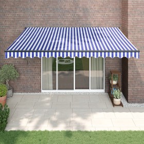 Toldo retráctil automático azul y blanco 4,5x3