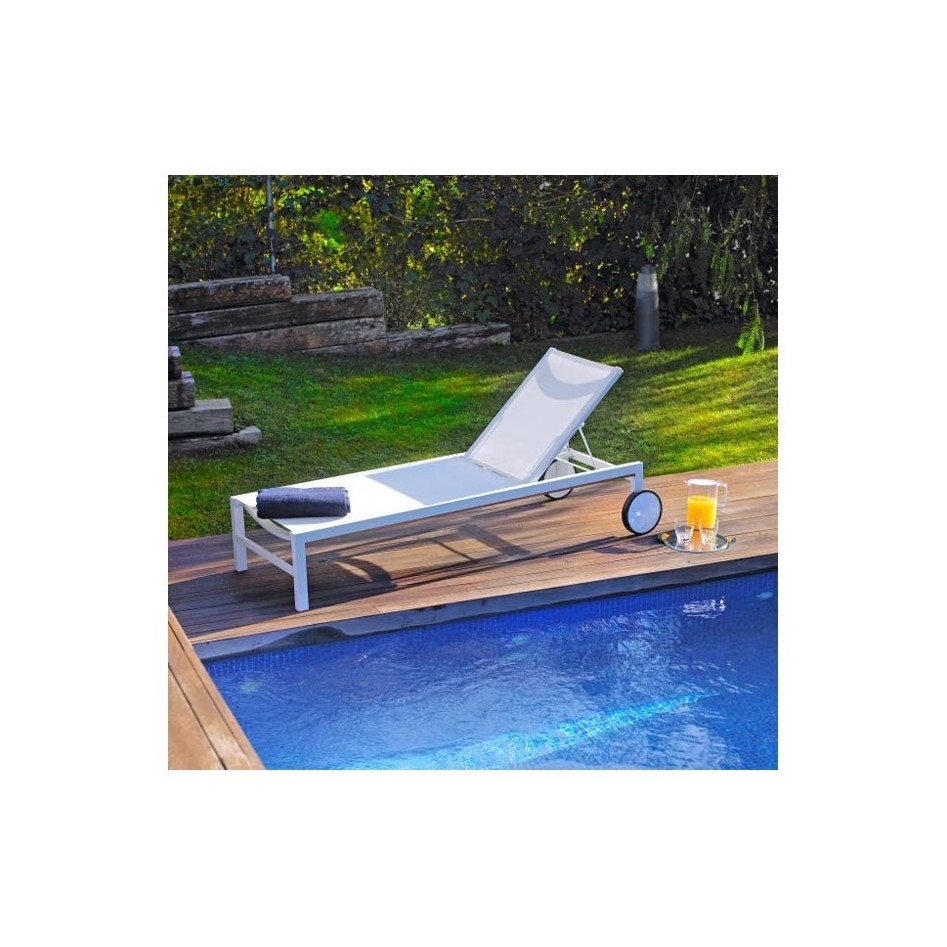 Shio Sunlounger Tumbona