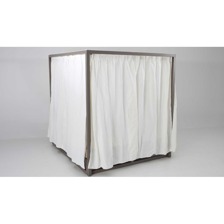 Zanzíbar Cama Balinesa