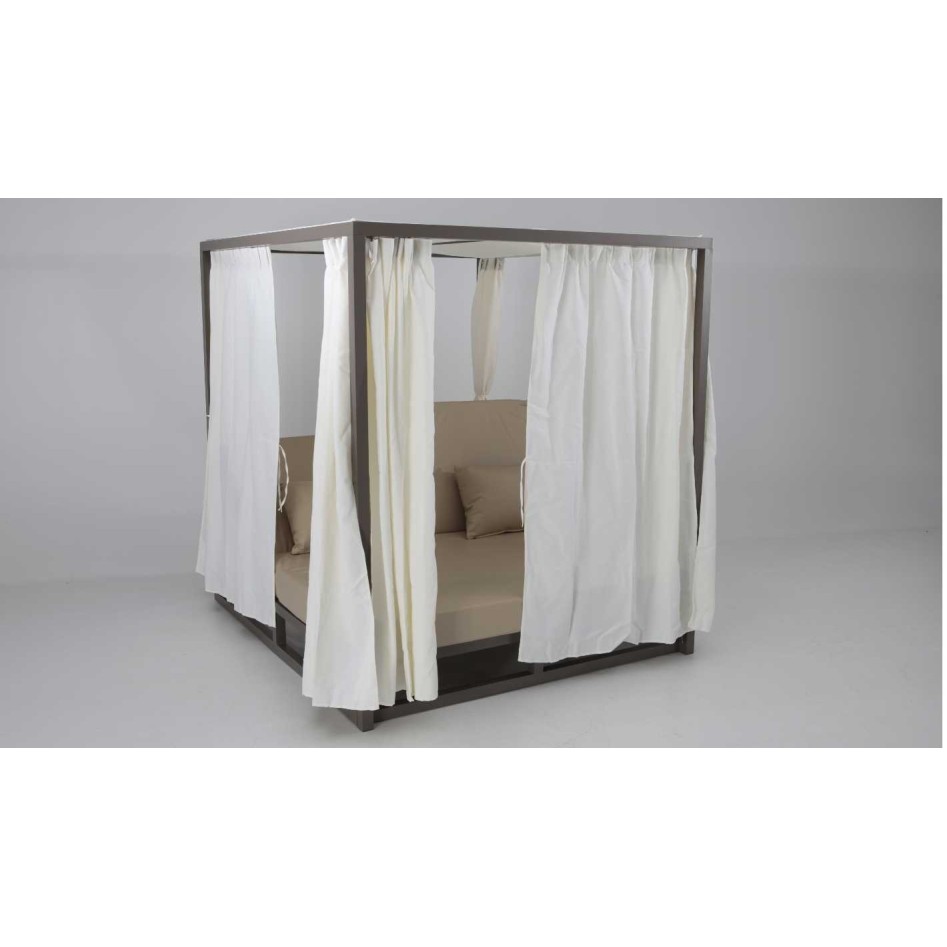 Zanzíbar Cama Balinesa