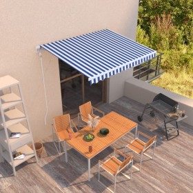 Toldo automático retráctil azul y blanco 300x250