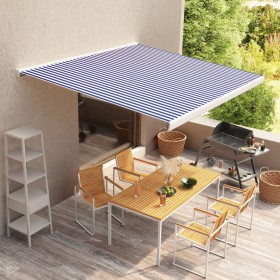 Toldo de carrete motorizado azul y blanco 300x250