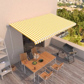 Toldo retráctil automático amarillo y blanco 500x300