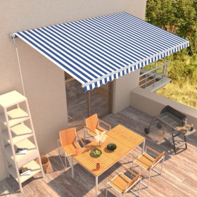 Toldo automático retráctil azul y blanco 500x300