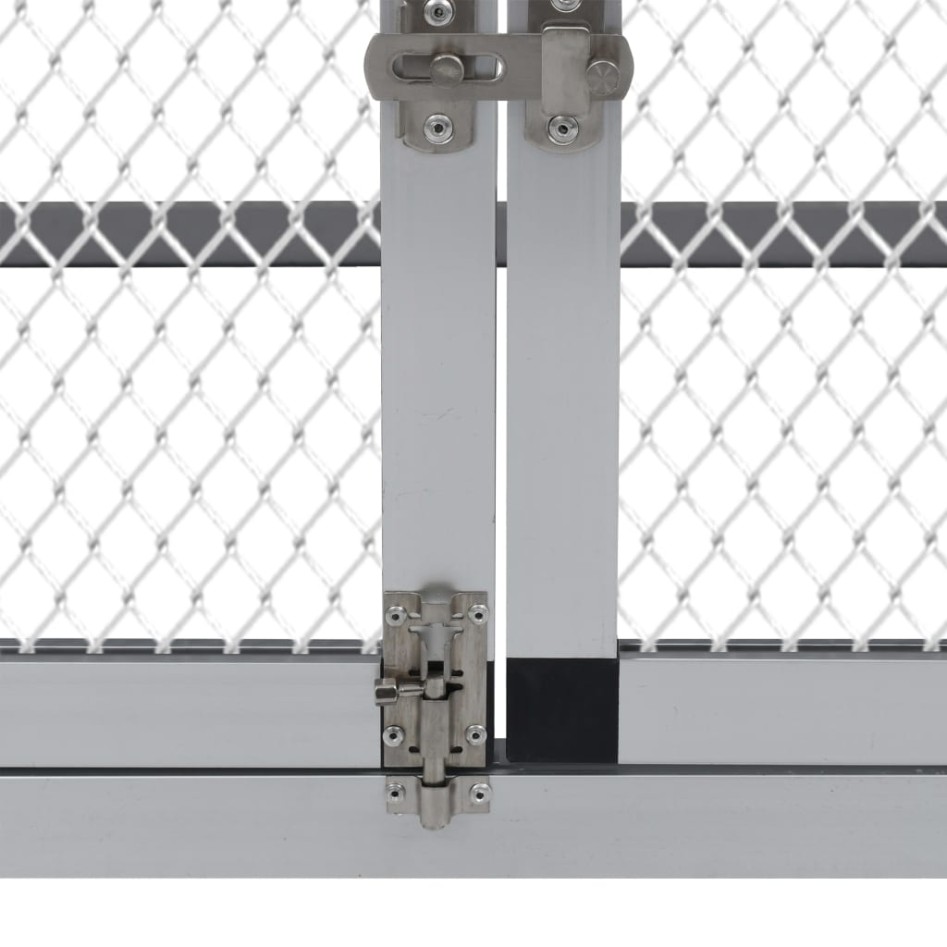 Gallinero con corral y nido