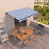 Toldo retráctil manual azul y blanco 400x350