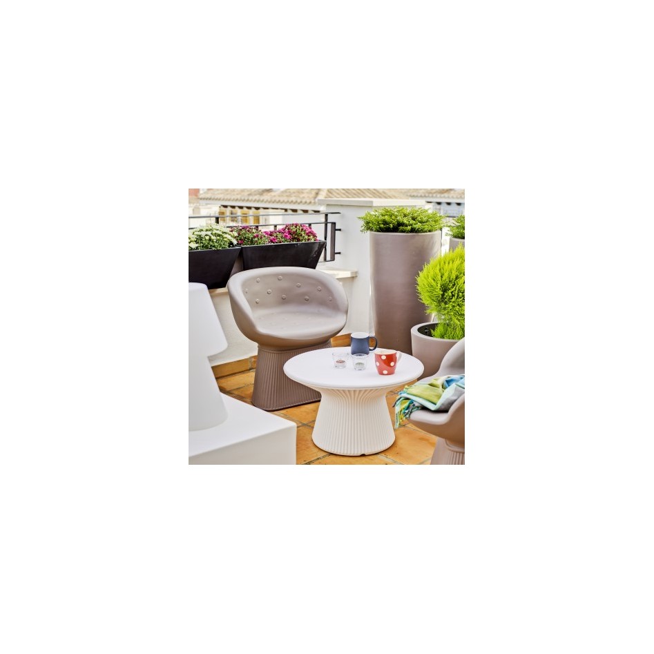 Mesita iluminada baja