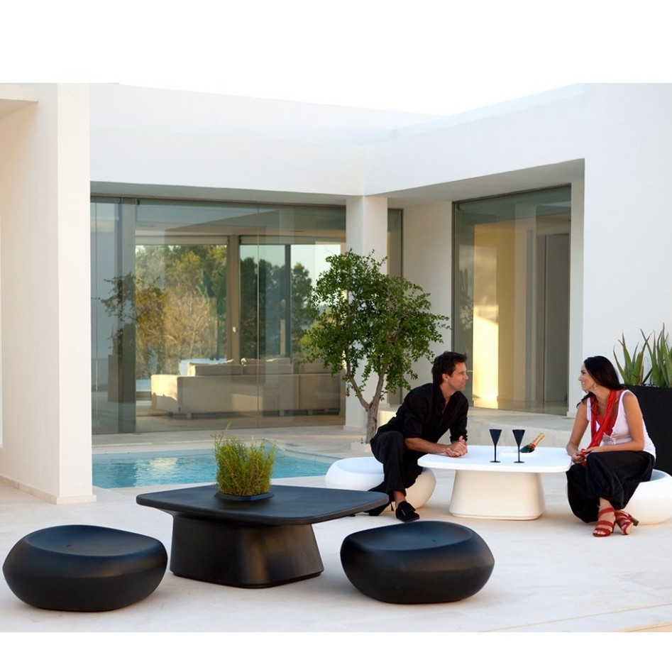 A juego con Mesa Moma Low