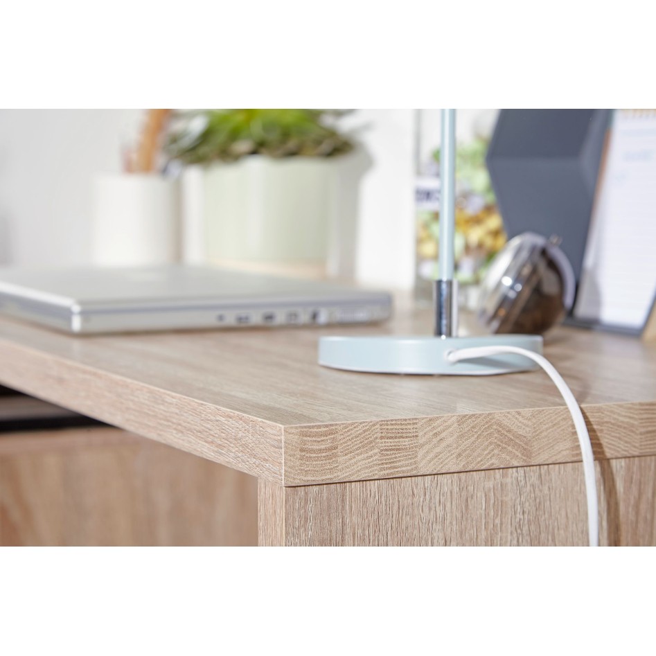 Escritorio de madera   