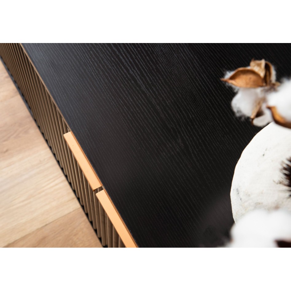 Mueble bajo para TV negro con decoración de roble 150x60x39 cm